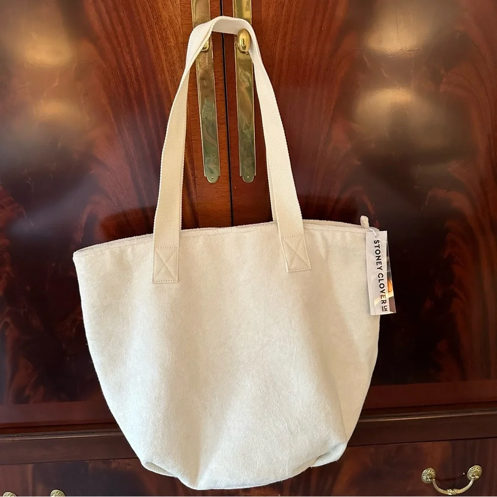 NWT Stoney Clover Lane Hearts Embroidered Terry Zip Top Tote Seashell